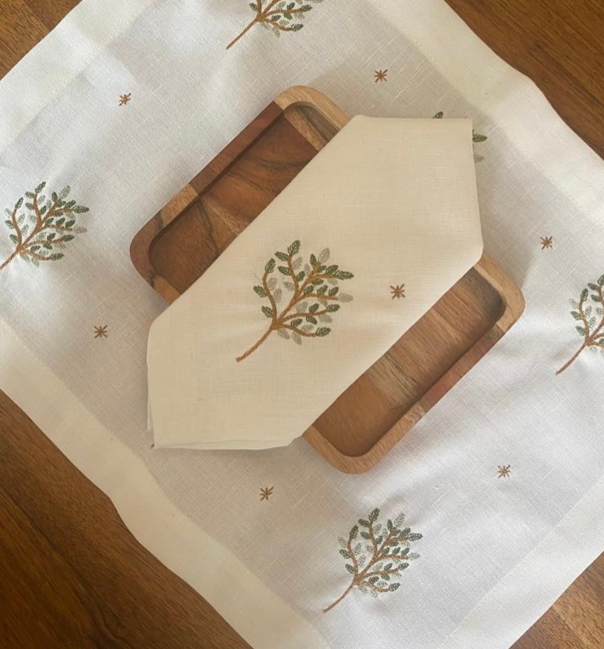 Olive Tree - Runner