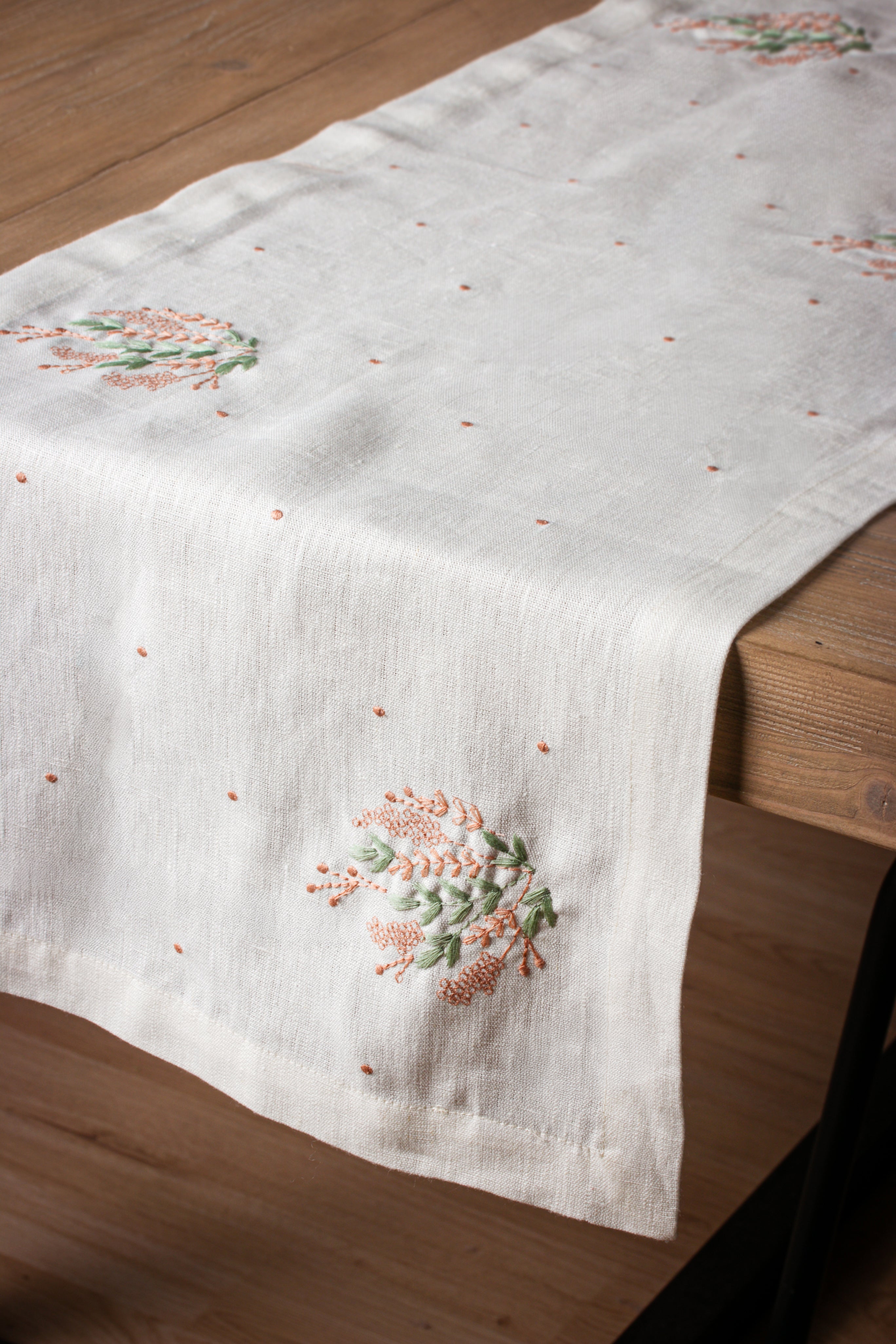 Rosa Runner